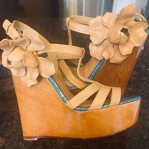 MARK AND JAMES BY BADGLEY MISCHKA LEATHER SANDALS